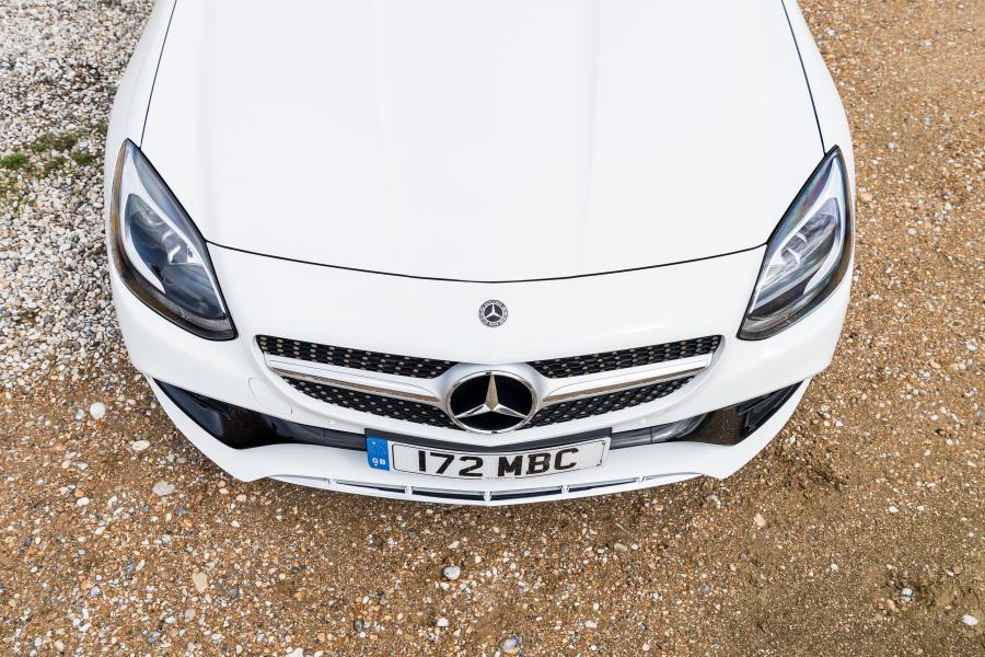 Детали экстерьера Mercedes-Benz SLC180 AMG Line (R172) 2016 года  (UK) (фото 16 из 40)